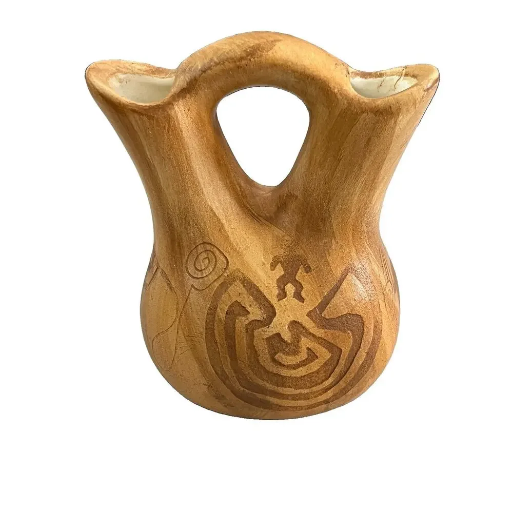 Binishtaa Navajo Native American Pottery Wedding Vase Petroglyph Etched Signed